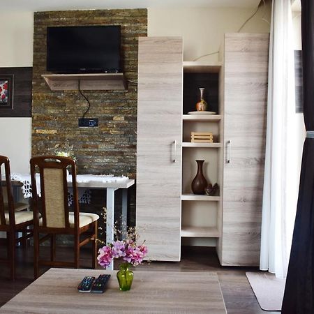 Milmari Friends And Family Apartment Копаоник Екстериор снимка
